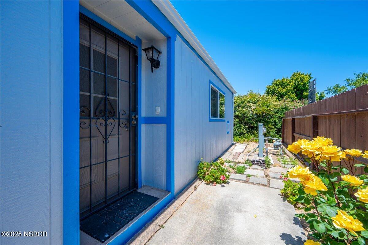 1104 Devonshire Place Santa Maria, CA 93455 - Photo 3 of 46 06-Exterior Front