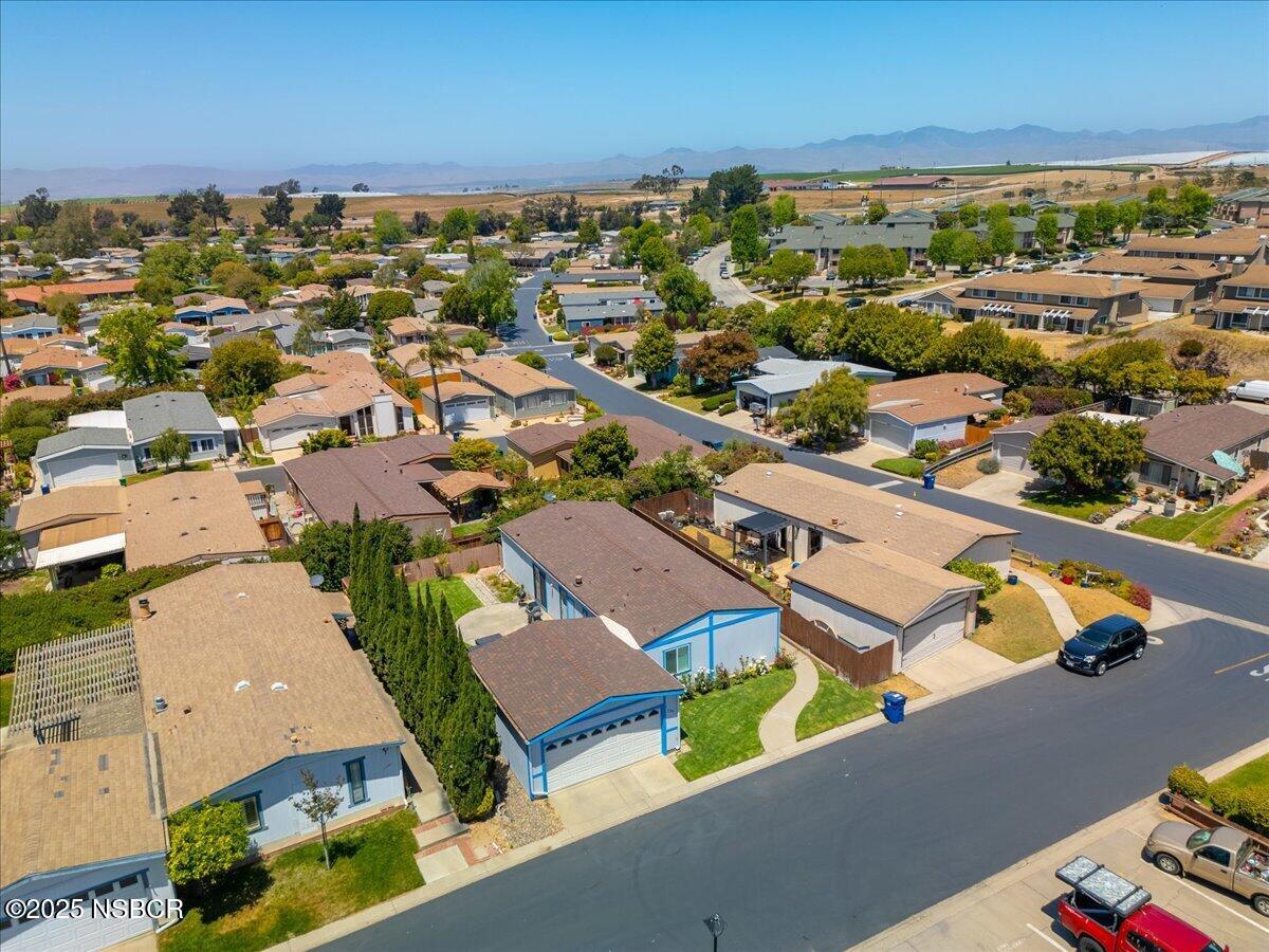 1104 Devonshire Place Santa Maria, CA 93455 - Photo 34 of 46 38-Aerial