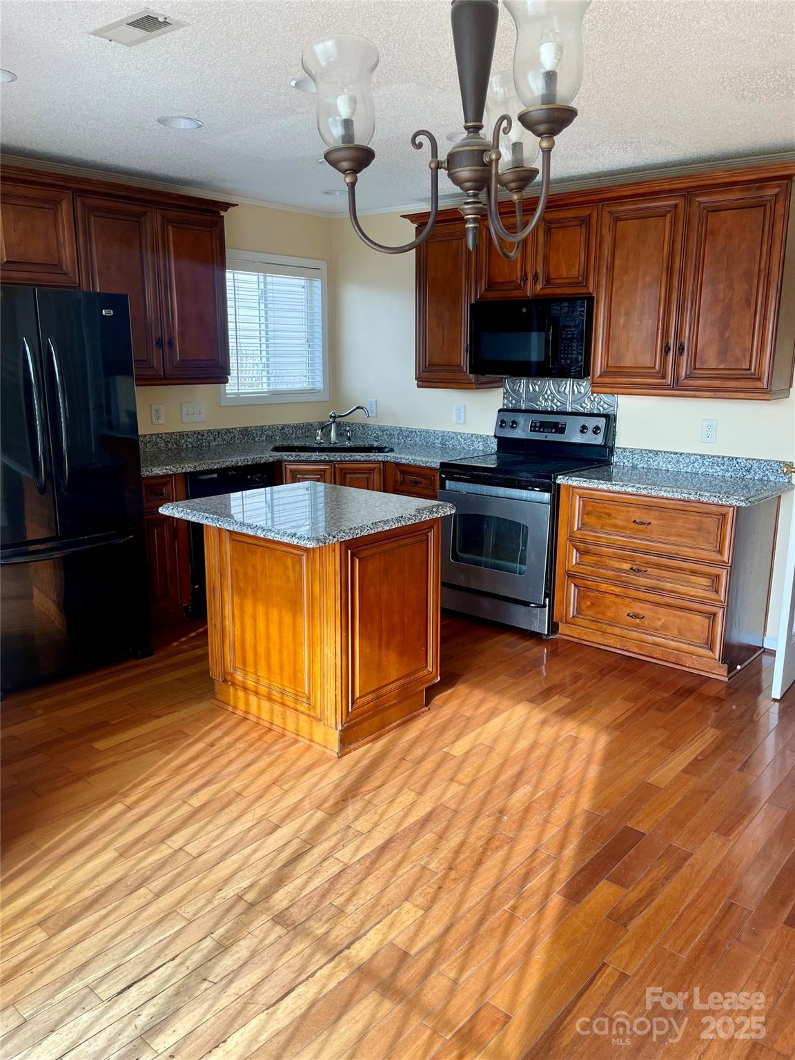 3823 Thomas Ridge Drive Charlotte, NC 28269 - Photo 24 of 27