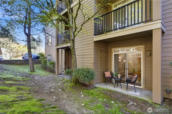 $389,000 | 18930 Bothell Everett Highway, Unit E103, Bothell, WA 98012