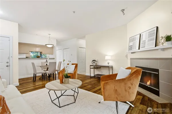 $389,000 | 18930 Bothell Everett Highway, Unit E103, Bothell, WA 98012
