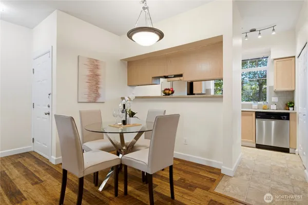 $389,000 | 18930 Bothell Everett Highway, Unit E103, Bothell, WA 98012