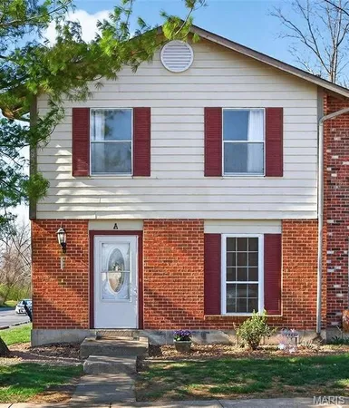 $1,650 | 31 Park Charles Boulevard North, Unit A, St. Peters, MO 63376