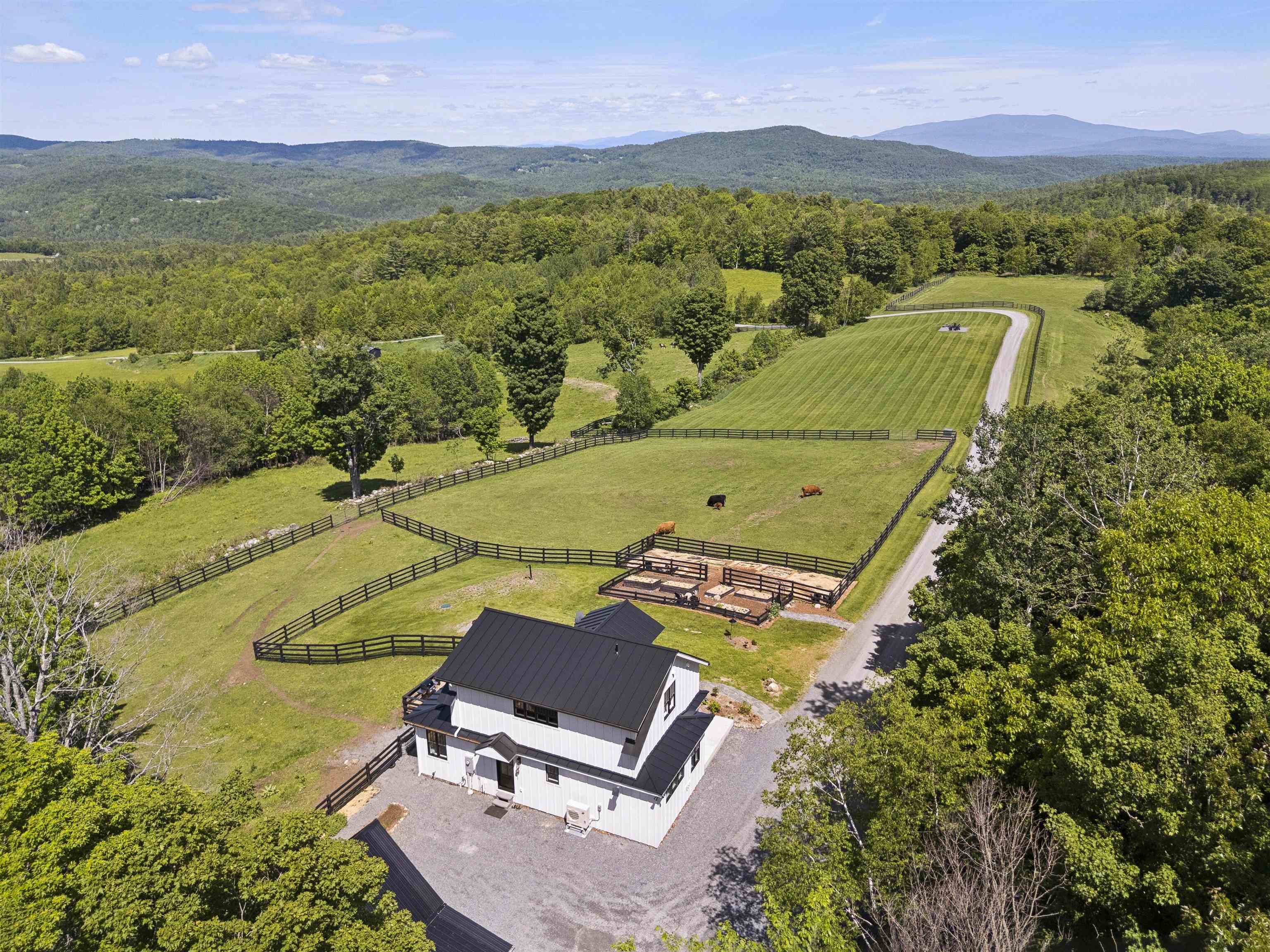 1817 Taplin Hill Road Corinth, VT 05039 - Photo 13 of 31