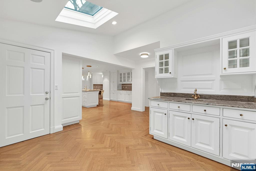 195 Elm Road Englewood, NJ 07631 - Photo 21 of 49