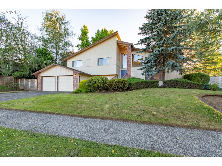 16110 Northeast 35th Avenue Ridgefield, WA 98642 - Photo 1 of 32