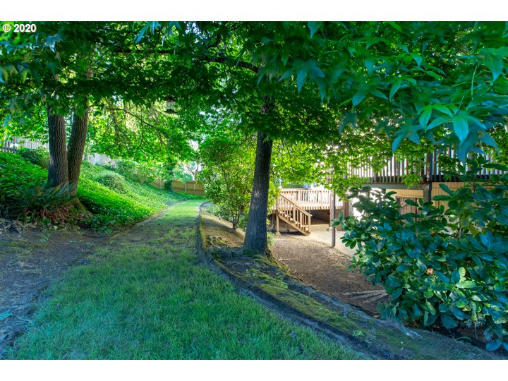 16110 Northeast 35th Avenue Ridgefield, WA 98642 - Photo 29 of 32