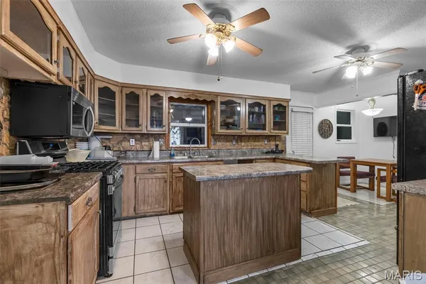 $250,000 | 119 Depro Avenue, Sikeston, MO 63801