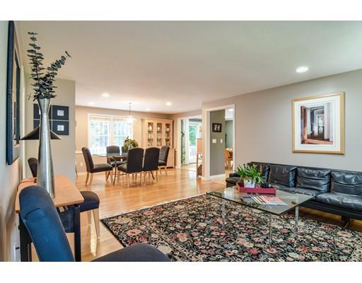 8 Merifield Lane Natick, MA 01760 - Photo 3 of 32 Gallery Image 3