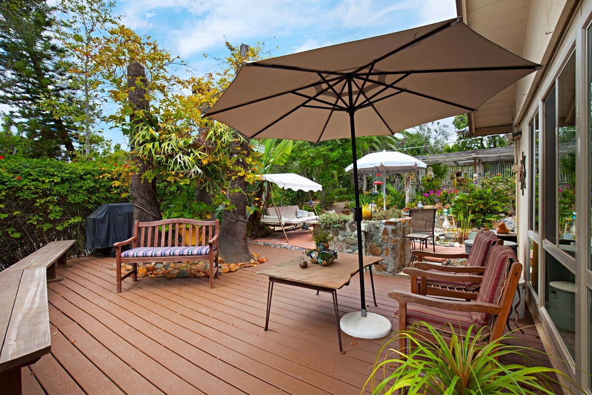 3442 Bumann Road Encinitas, CA 92024 - Photo 14 of 25 OUTDOOR LIVING SPACE OFF FAMILY ROOM