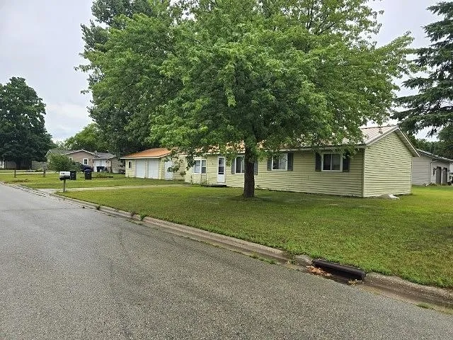 $230,000 | 214 Pearl Avenue, Shawano, WI 54166