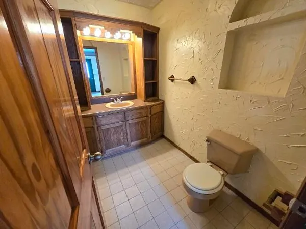 $230,000 | 214 Pearl Avenue, Shawano, WI 54166