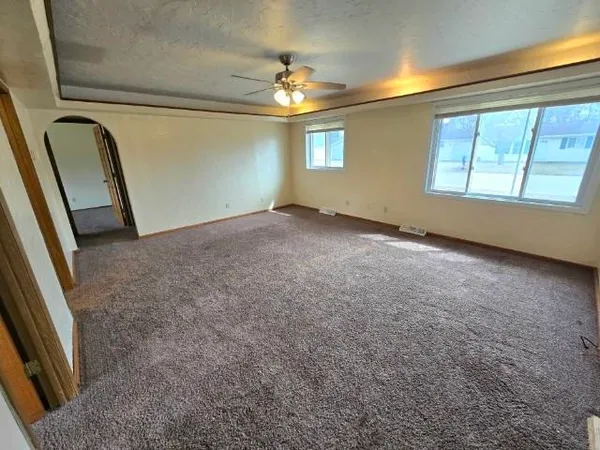 $230,000 | 214 Pearl Avenue, Shawano, WI 54166