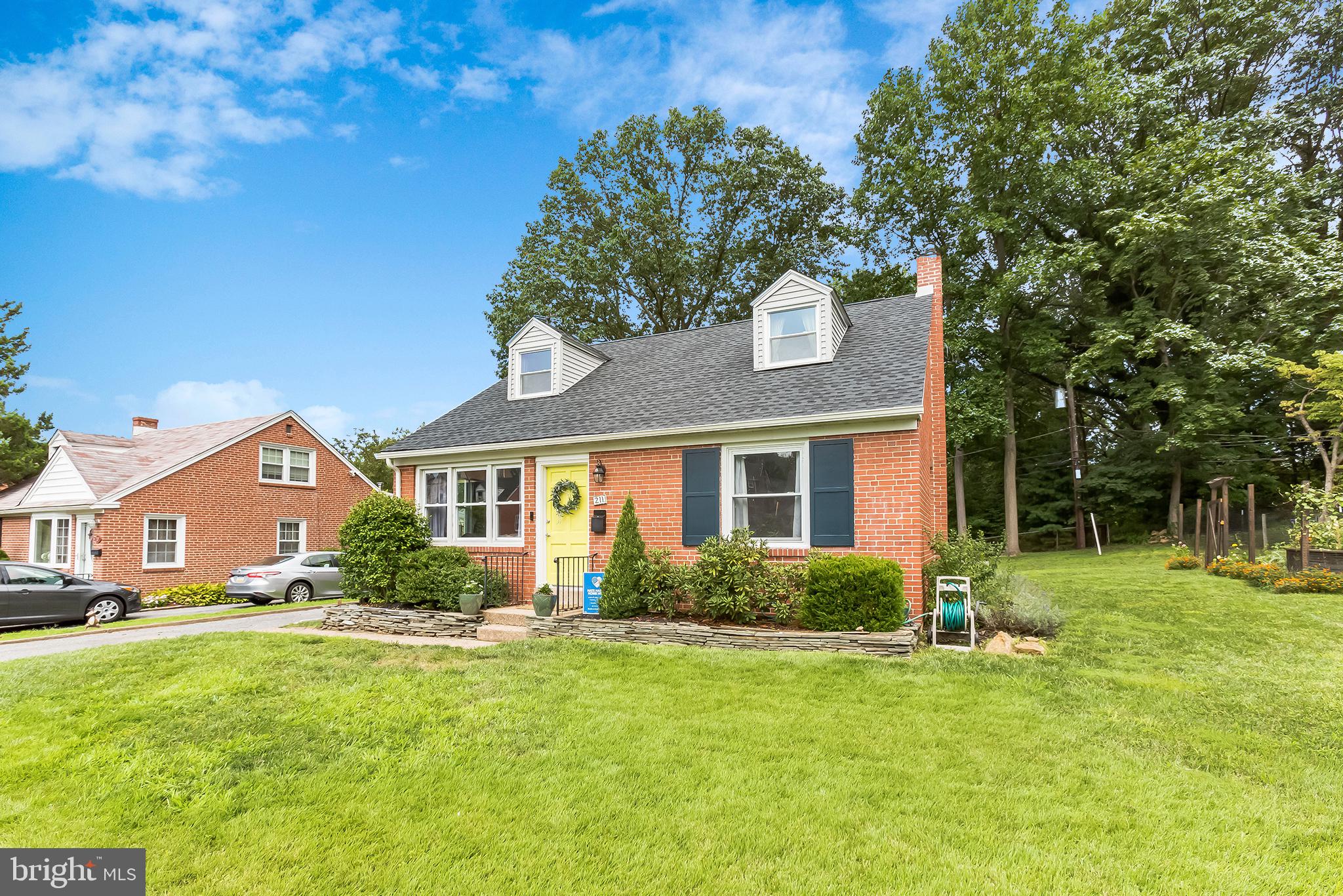 211 Wayne Avenue Springfield, PA 19064 - Photo 2 of 35 Gallery Image 2