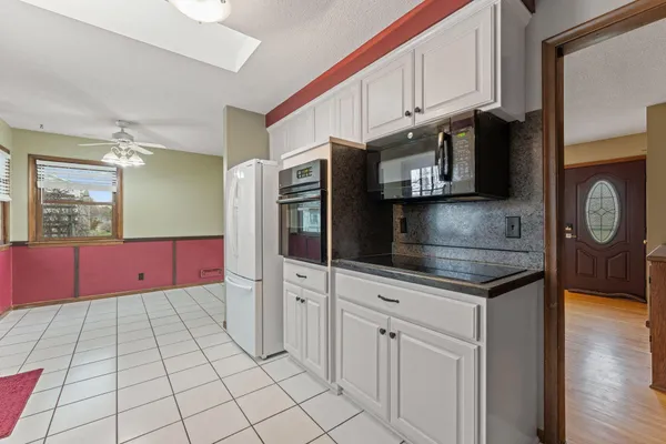 $325,000 | 1249 8th Lane, Anoka, MN 55303