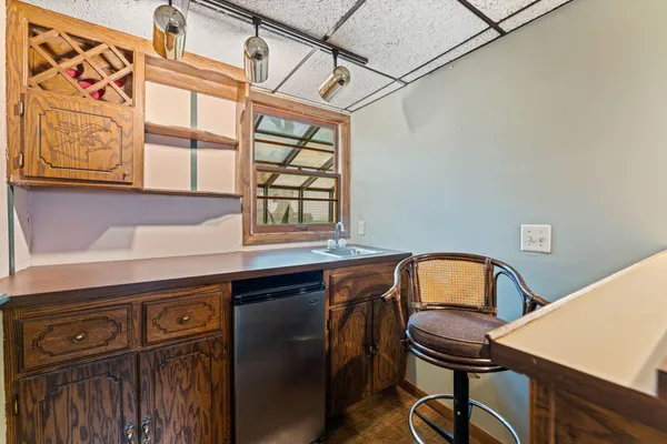 $325,000 | 1249 8th Lane, Anoka, MN 55303