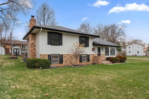 $325,000 | 1249 8th Lane, Anoka, MN 55303