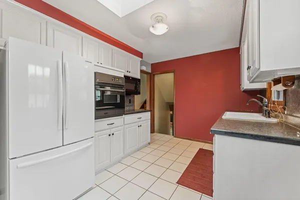 $325,000 | 1249 8th Lane, Anoka, MN 55303