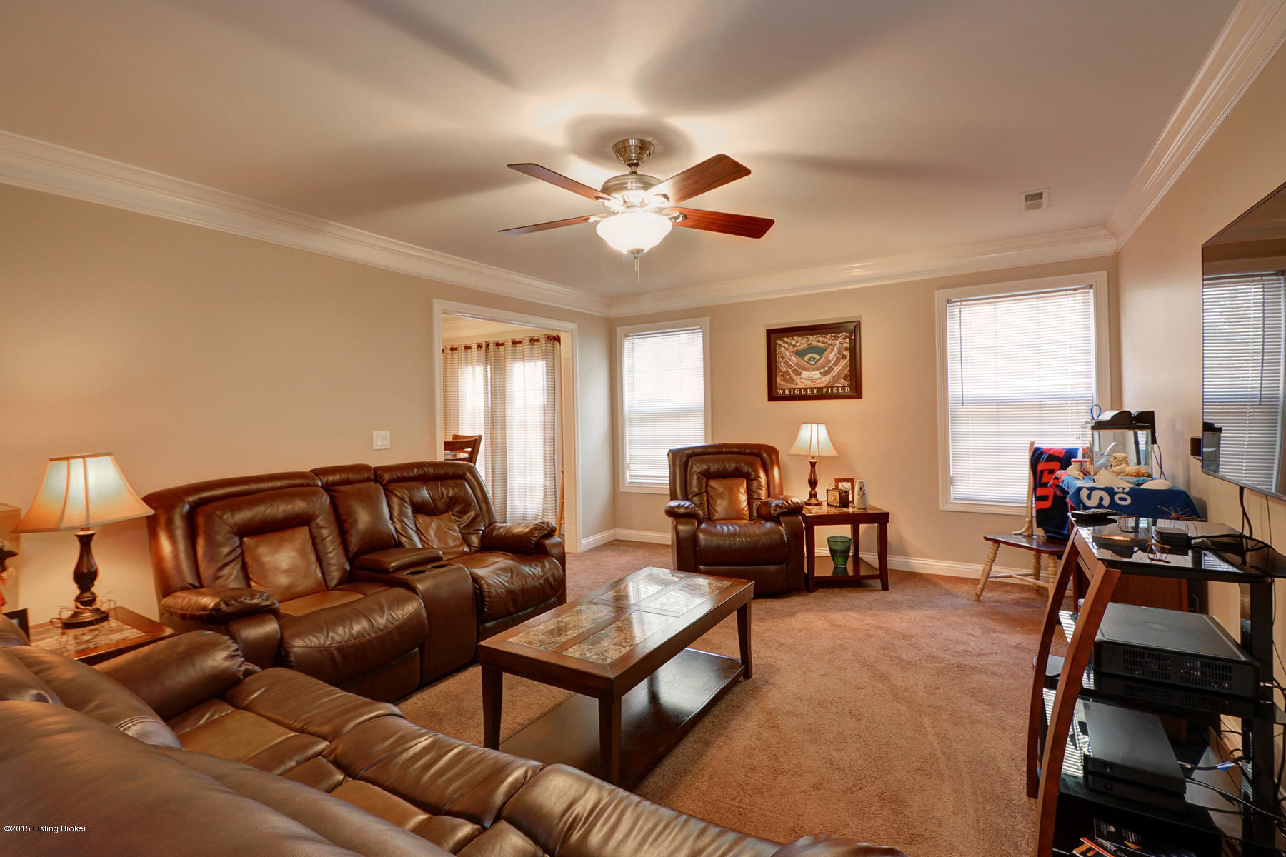 8925 Riley Avenue Louisville, KY 40242 - Photo 4 of 20 Living Room - Riley Ave