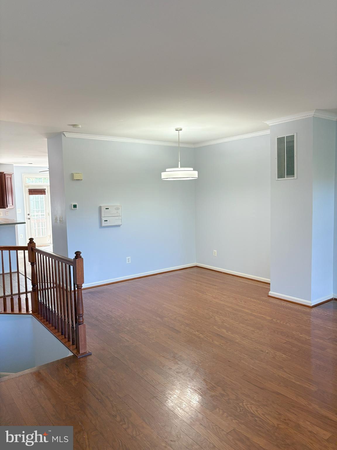 44295 Suscon Square Ashburn, VA 20147 - Photo 3 of 12 Dining Room