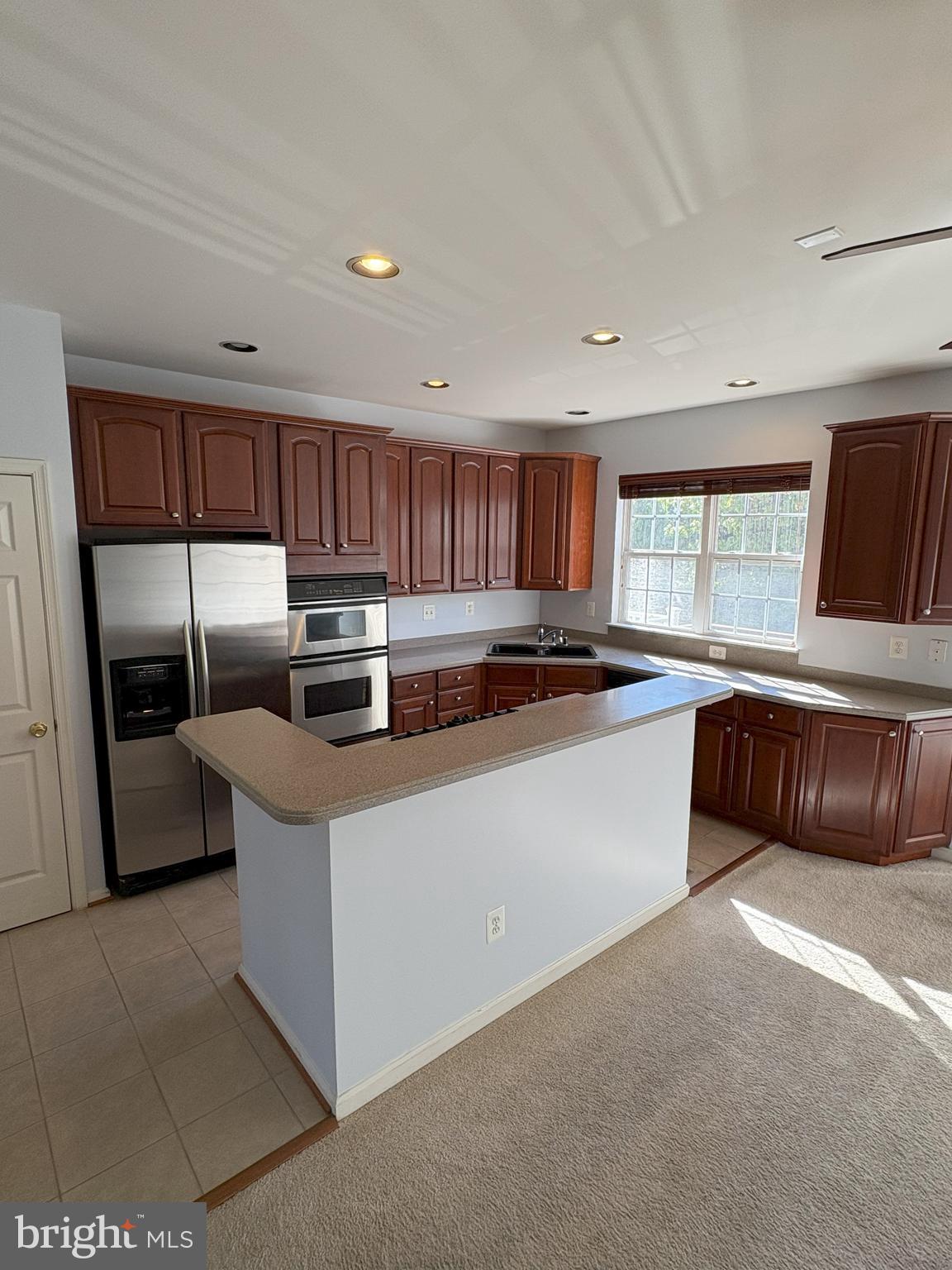 44295 Suscon Square Ashburn, VA 20147 - Photo 6 of 12 Kitchen