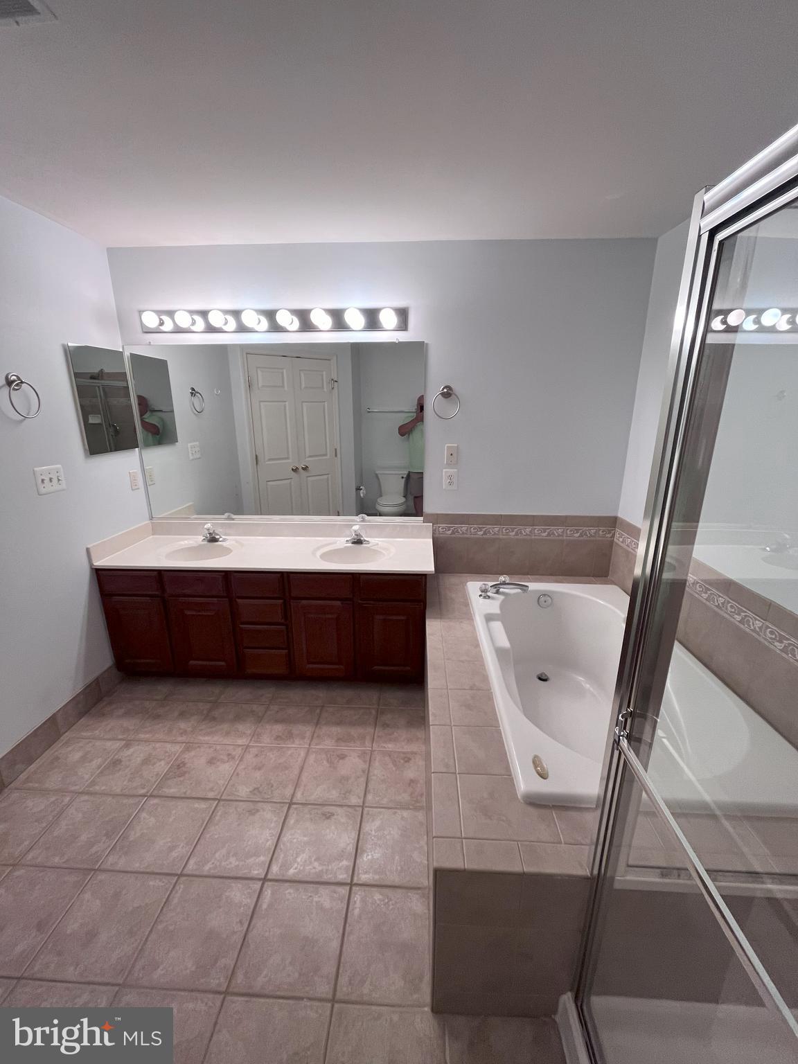 44295 Suscon Square Ashburn, VA 20147 - Photo 10 of 12 Primary Bathroom