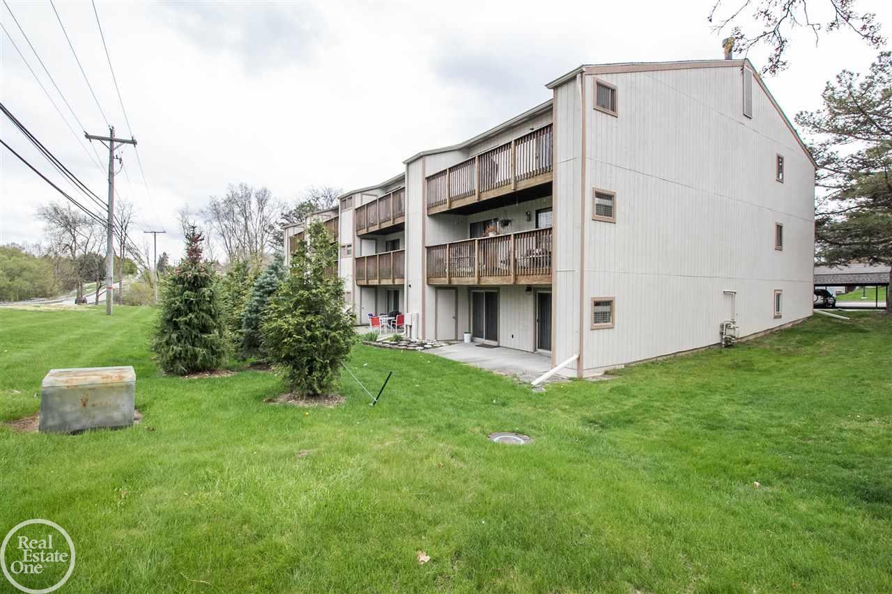 Spacious Patio