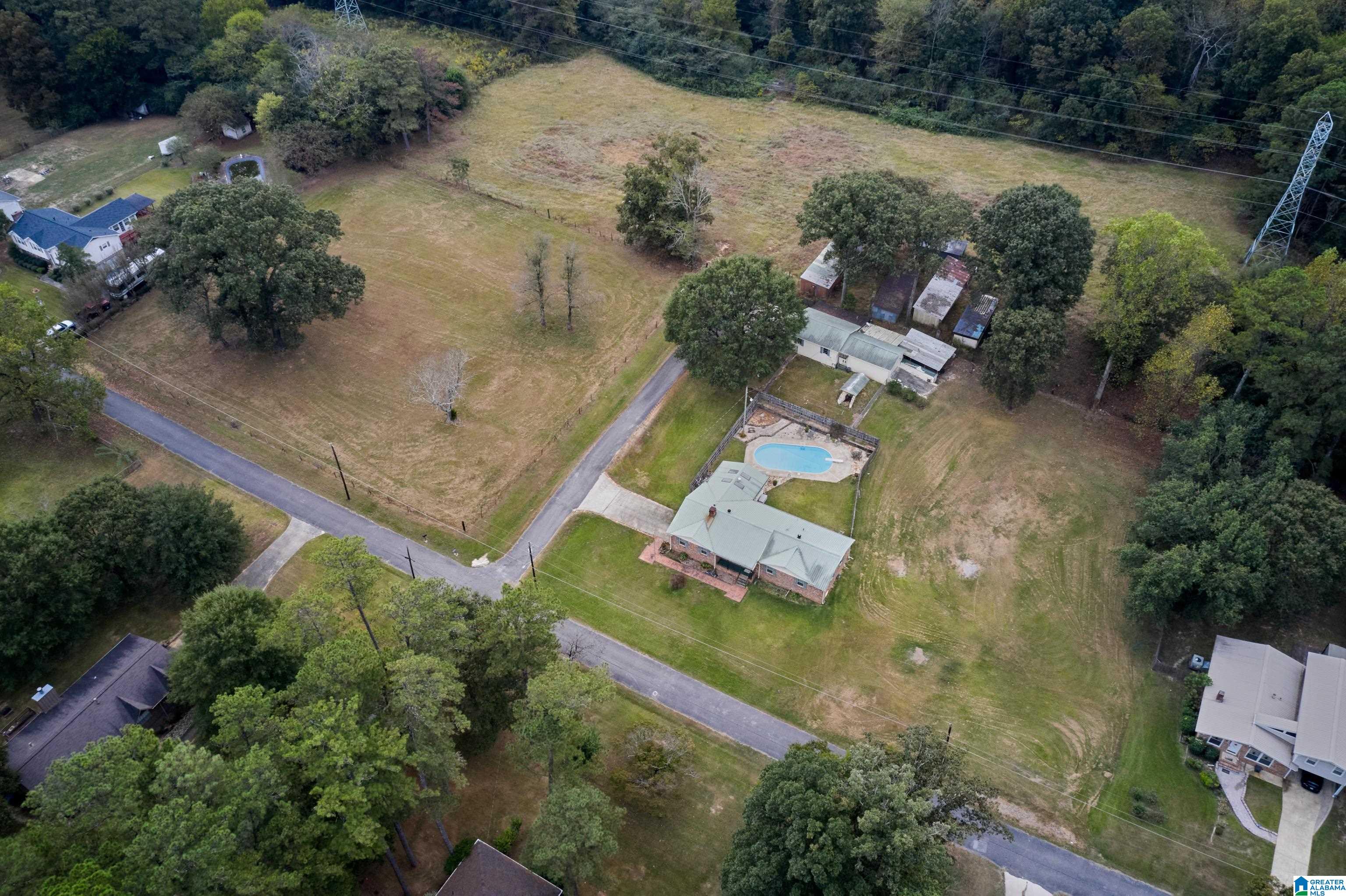 825 12th Street Pleasant Grove, AL 35127 - Photo 3 of 56