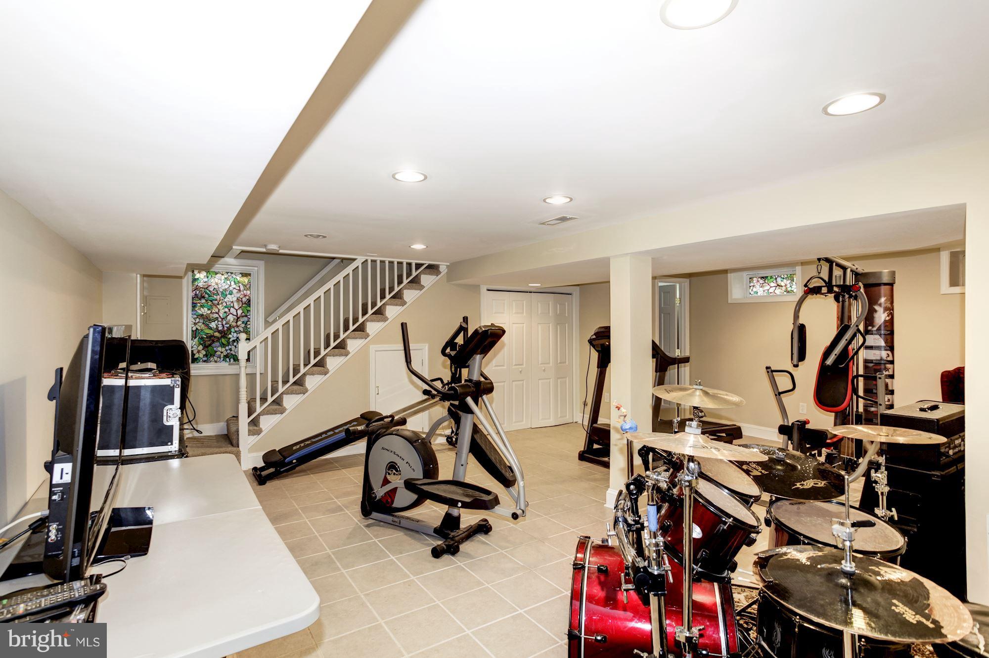 2819 South Arlington Ridge Road Arlington, VA 22202 - Photo 28 of 30 a view of a room with gym equipment
