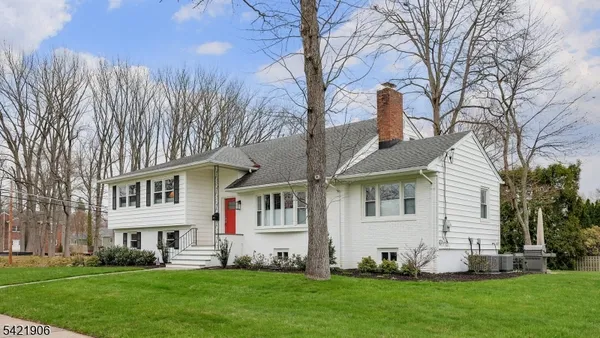 $1,399,000 | 401 Poe Avenue, Westfield, NJ 07090