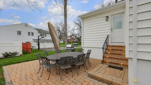 $1,399,000 | 401 Poe Avenue, Westfield, NJ 07090