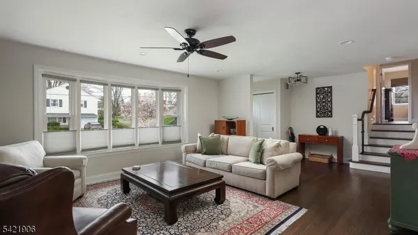 $1,399,000 | 401 Poe Avenue, Westfield, NJ 07090