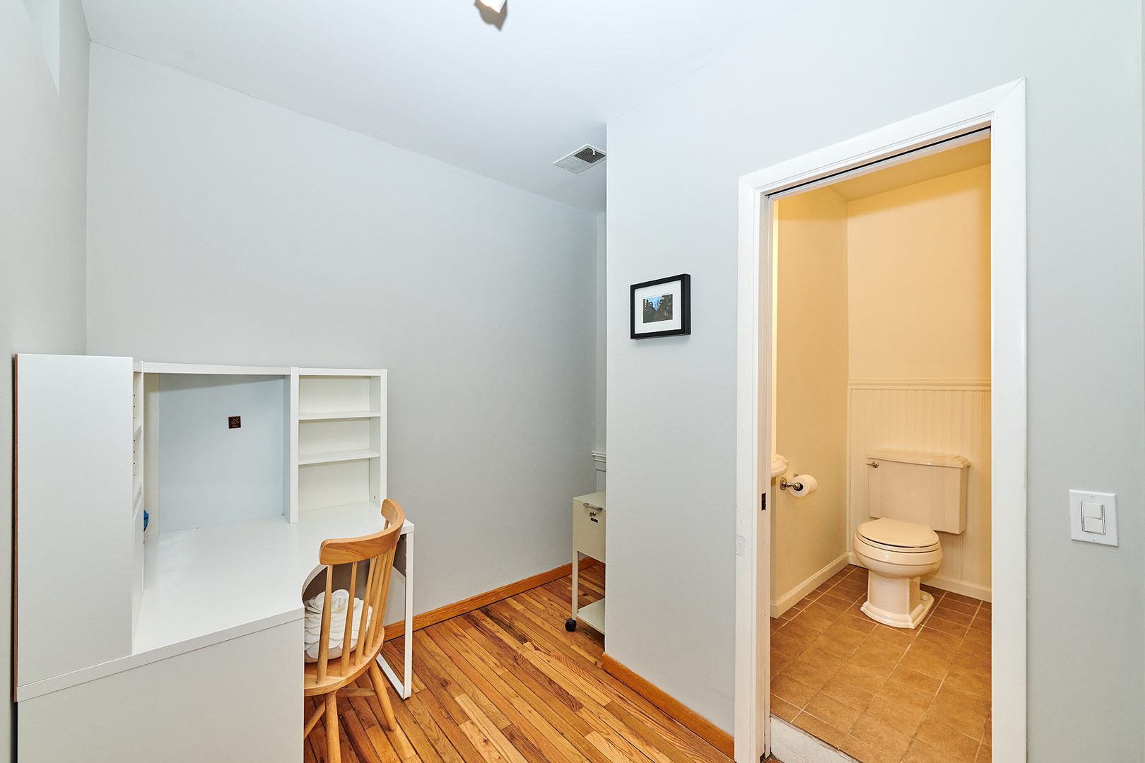 2033 North Racine Avenue, Unit 2D Chicago, IL 60614 - Photo 14 of 24