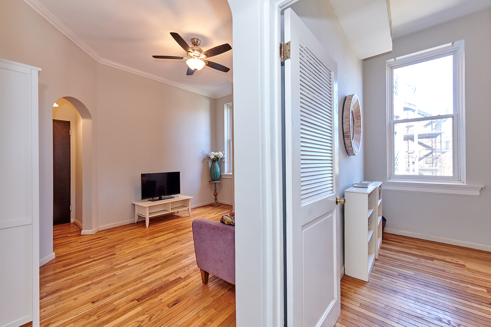 2033 North Racine Avenue, Unit 2D Chicago, IL 60614 - Photo 8 of 24