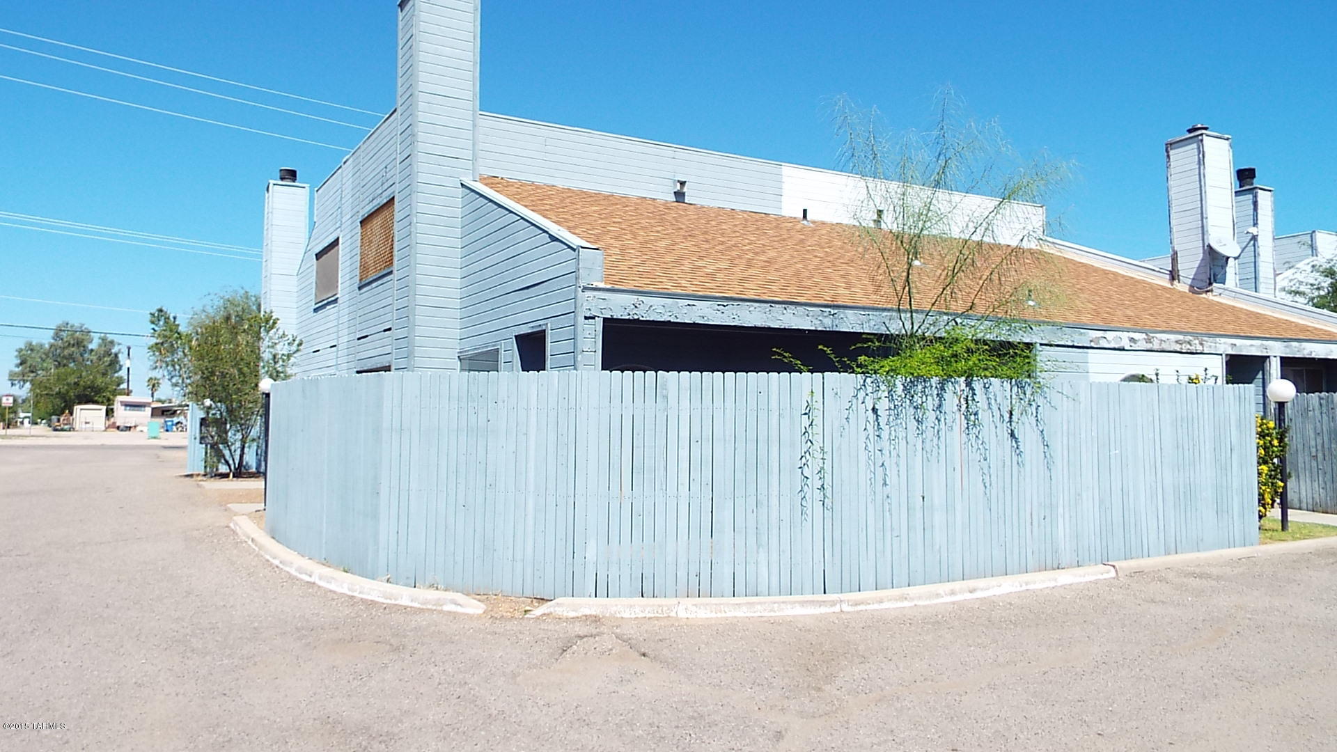 1119 West Roger Road Tucson, AZ 85705 - Photo 3 of 10