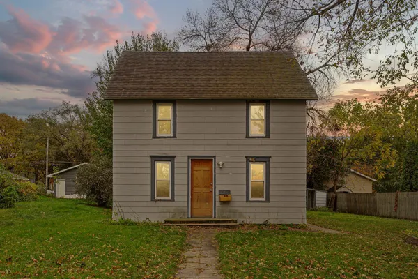 $194,900 | 1519 North 4th Street, Mankato, MN 56001