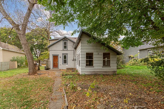 $229,900 | 1519 North 4th Street, Mankato, MN 56001