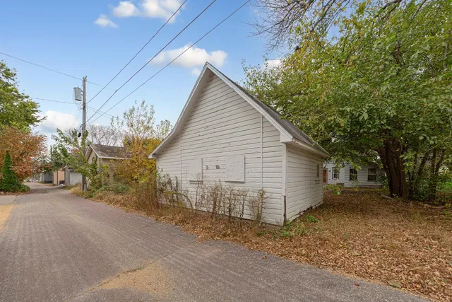 $229,900 | 1519 North 4th Street, Mankato, MN 56001