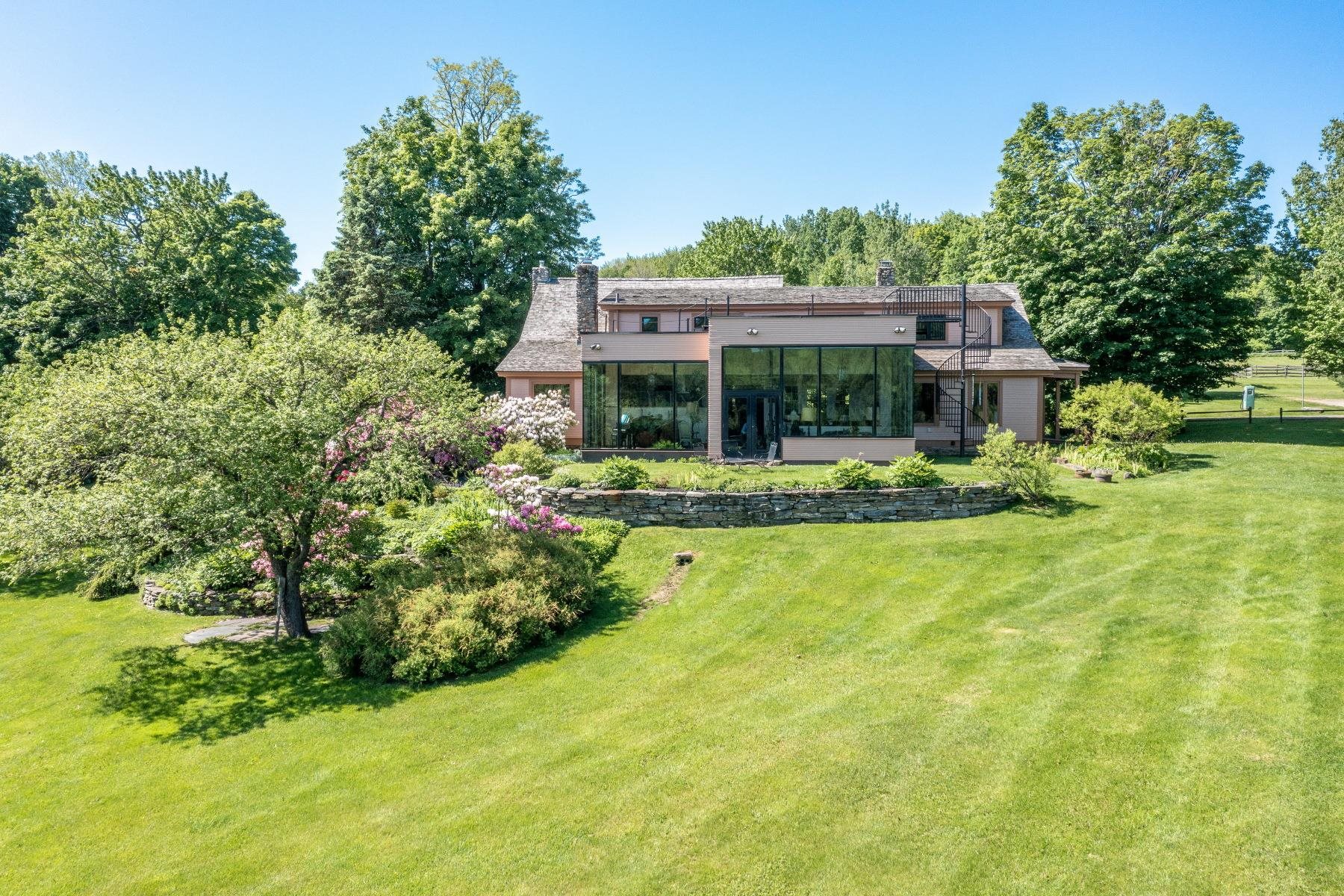 396 Ross Hill Road Morristown, VT 05661 - Photo 5 of 40 Gallery Image 5