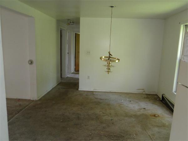 24 Chilmark Street Worcester, MA 01604 - Photo 11 of 30 Gallery Image 11