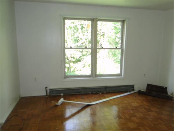 24 Chilmark Street Worcester, MA 01604 - Photo 13 of 30 Gallery Image 13