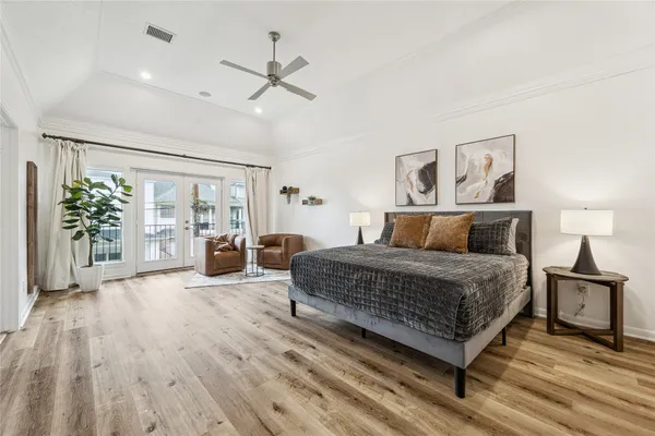 $9,000 | 5346 McCulloch Circle, Houston, TX 77056