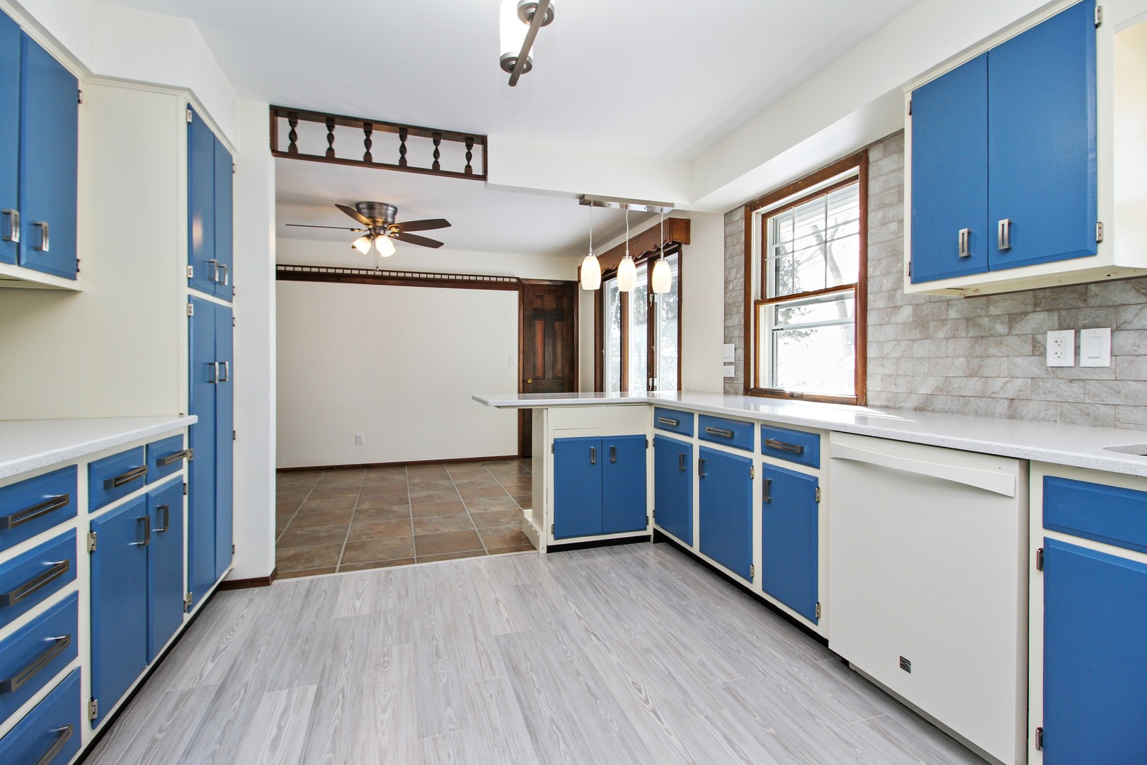 3122 River Road Kankakee, IL 60901 - Photo 6 of 15 a view of wooden floor and windows in a room