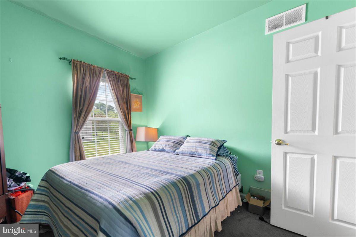 7 Kings Court Marcus Hook, PA 19061 - Photo 15 of 45