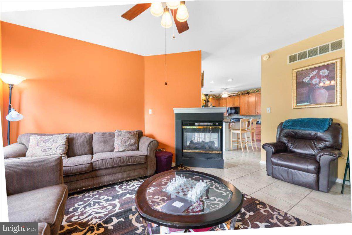 7 Kings Court Marcus Hook, PA 19061 - Photo 19 of 45