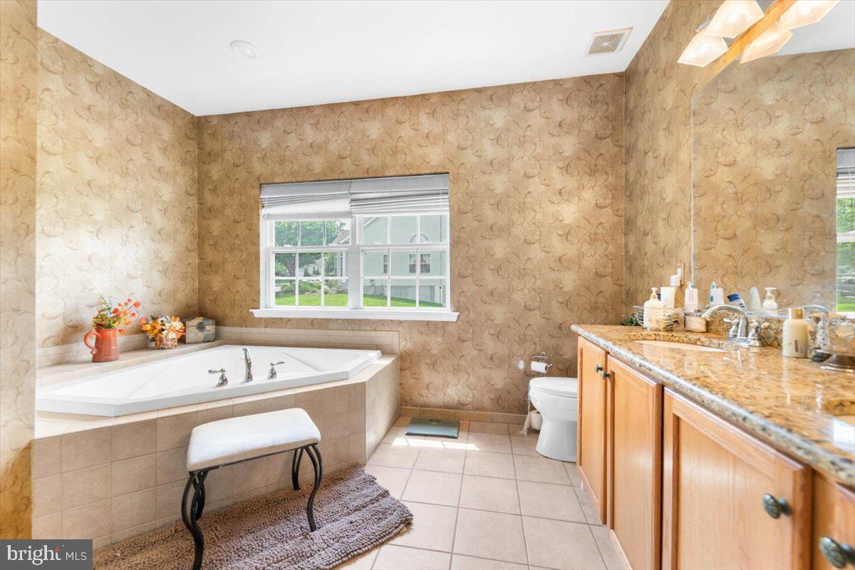 7 Kings Court Marcus Hook, PA 19061 - Photo 21 of 45