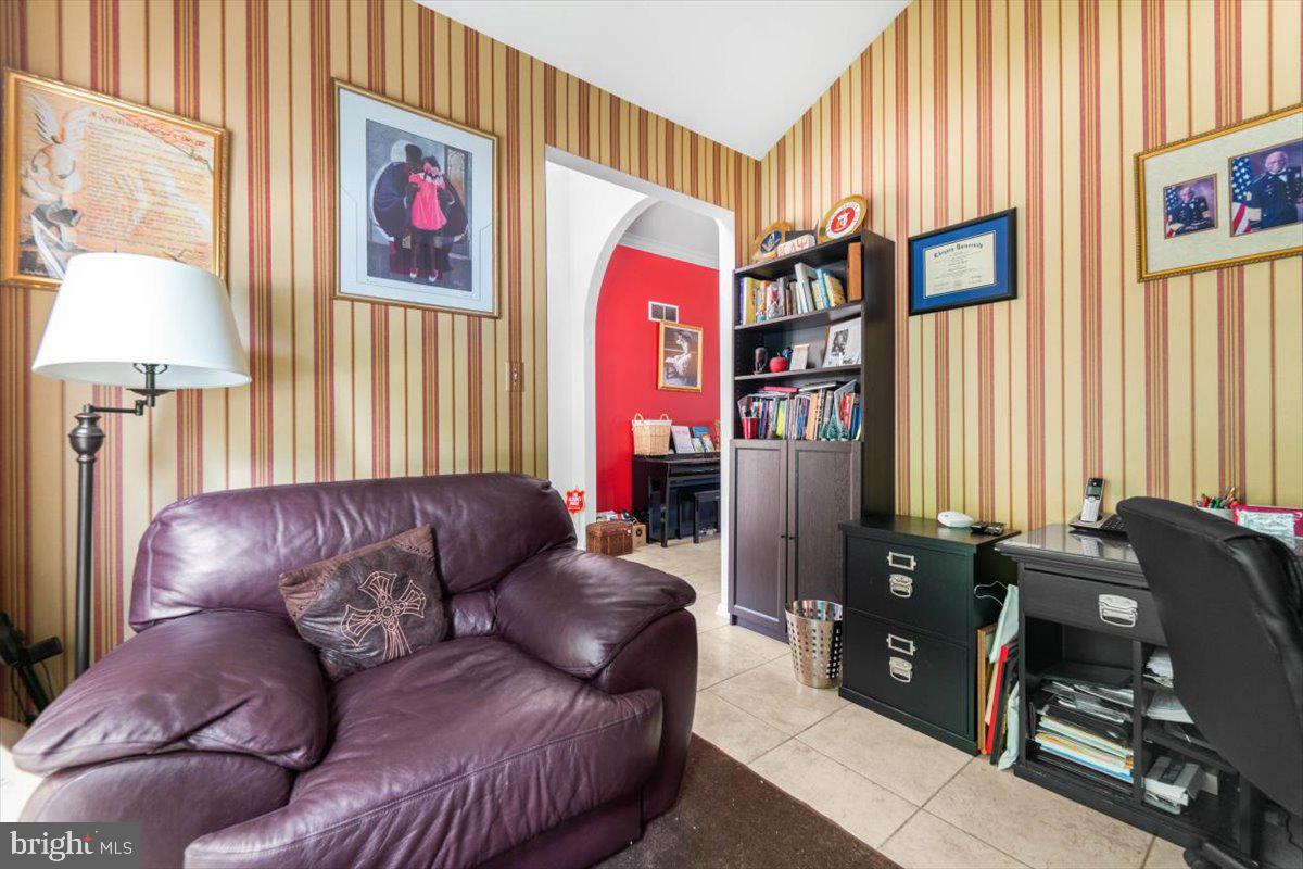 7 Kings Court Marcus Hook, PA 19061 - Photo 10 of 45
