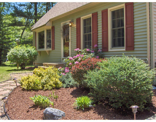 127 Old Webster Road Oxford, MA 01540 - Photo 1 of 1 Gallery Image 1