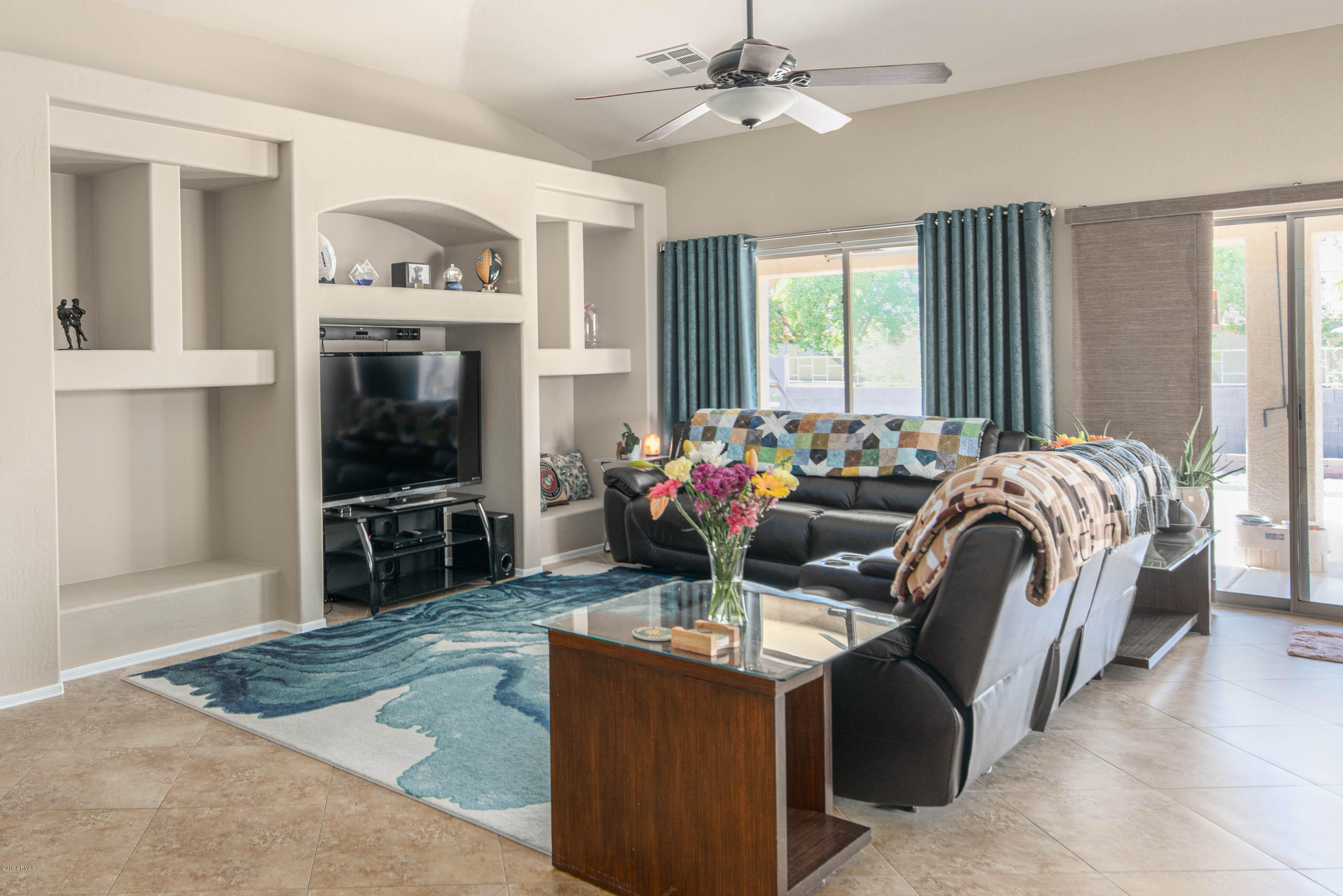2521 West Darrel Road Phoenix, AZ 85041 - Photo 4 of 28 wer-3