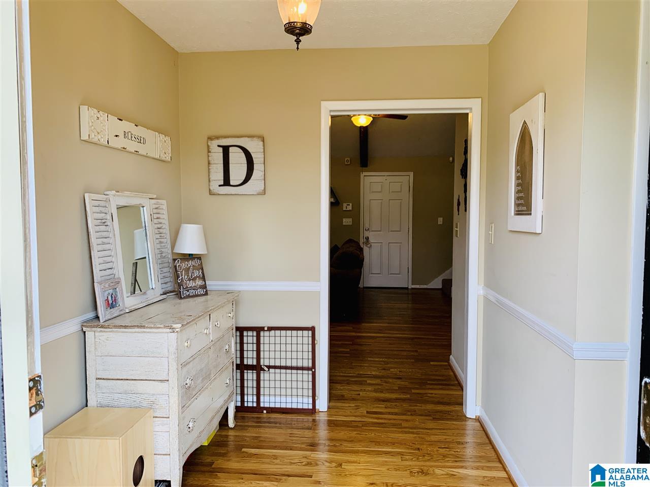 1803 Valley Creek Road Anniston, AL 36207 - Photo 4 of 34